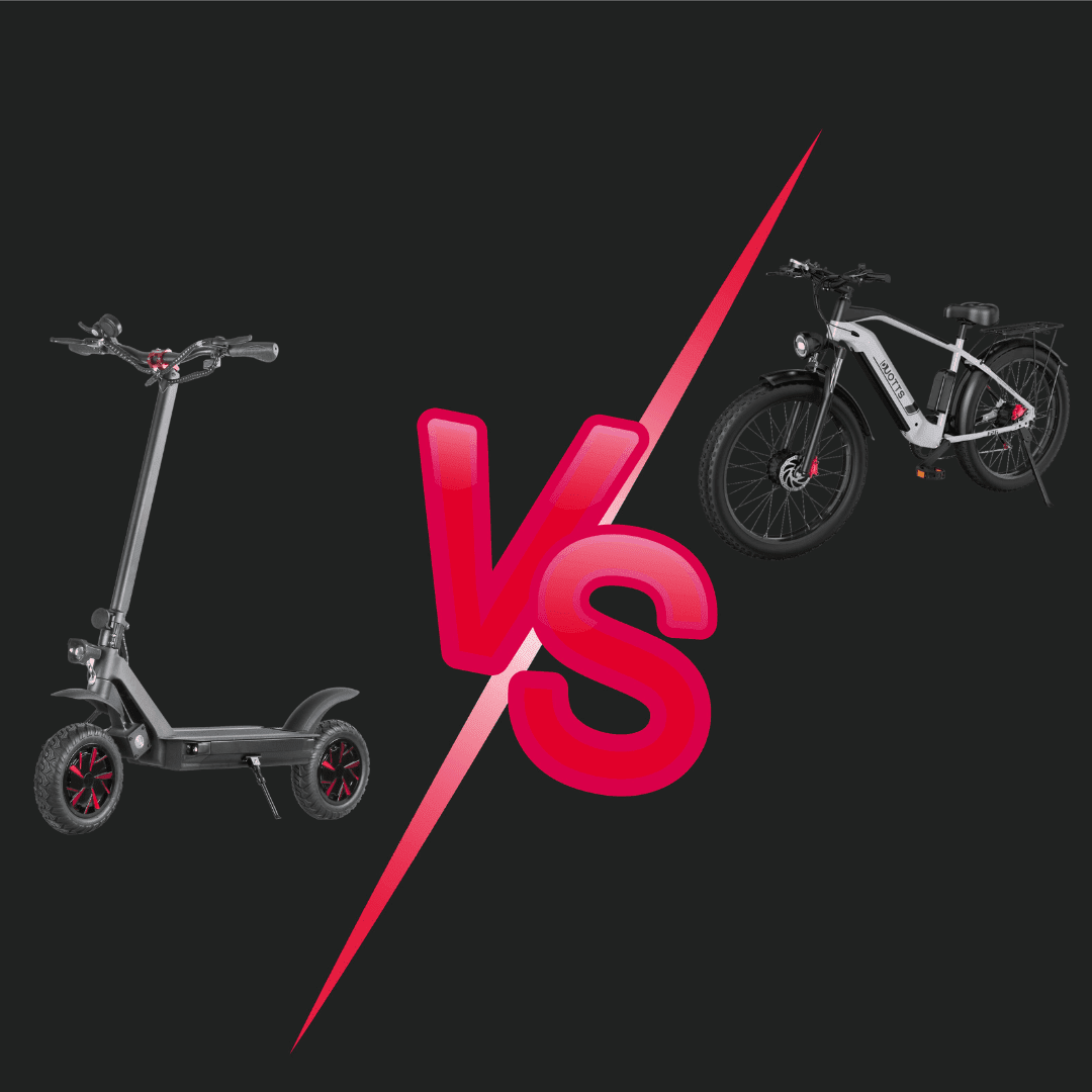 Trottinette électrique et vélo électrique fatbike de part et d'autre d'un VS rose – trottinette ou vélo électrique ?