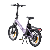 ENGWE O20 Boost vélo électrique violet vu de trois quarts arrière avec batterie, porte-bagages et béquille
