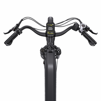 Guidon du OneSport OT05 Max vu du dessus avec écran, poignée de frein, commande de vitesses et poignées ergonomiques