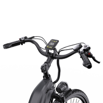 OneSport OT05 Max, gros plan sur le guidon avec écran, potence et phare avant