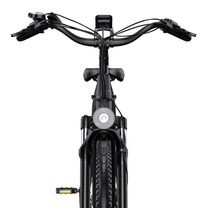 OneSport OT05 Max vu de face avec guidon, écran, phare avant, fourche avant et pneu avant