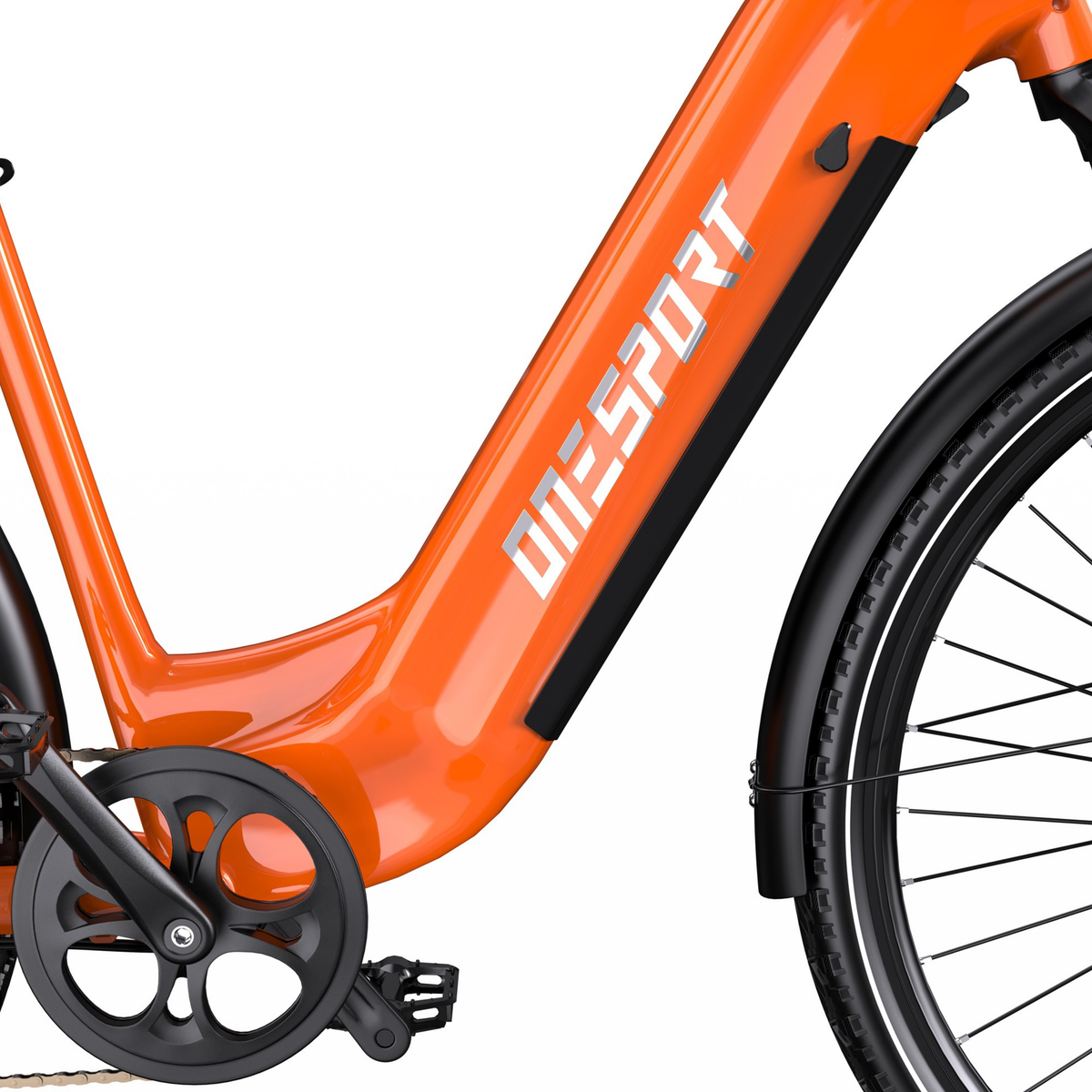 OneSport OT05 Max, gros plan sur le cadre orange avec le texte OneSport, pédalier, pédale et roue avant
