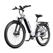 Vélo électrique OneSport WT05 blanc, vu de trois quarts avant avec phare avant, fourche avant et porte-bagages arrière