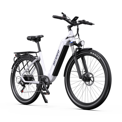 Vélo électrique OneSport WT05 vu de trois quarts avant avec cadre blanc, phare avant et porte-bagages