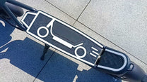 Plateau de la DriveTron DT01 dans une rue