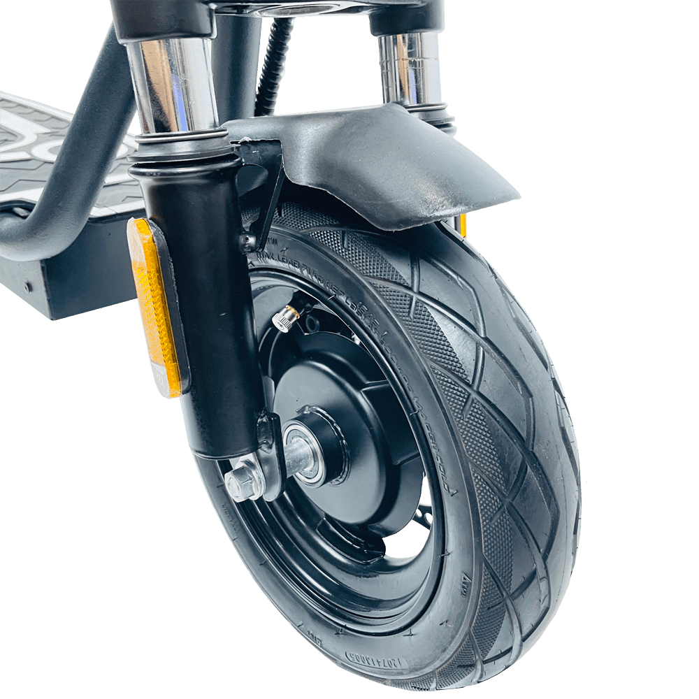 Roue avant et fourche de la DriveTron DT01 de face