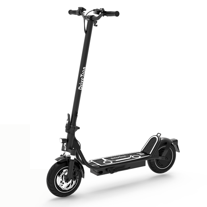 Trottinette électrique DriveTron DT01 vue de trois-quarts avant