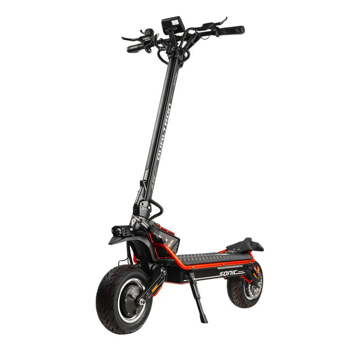Trottinette électrique DUALTRON Alien vue de trois-quarts avant
