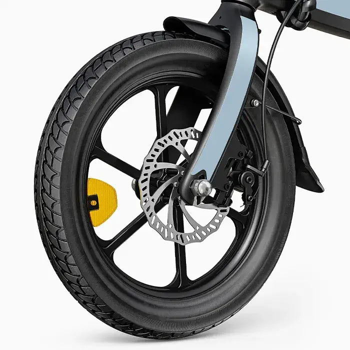 Roue avant et fourche du DYU C2