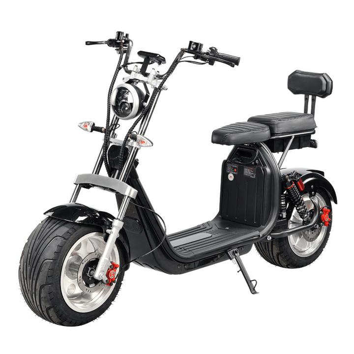 Trottinette électrique eHoodax X10 City Road vue de trois-quarts avant