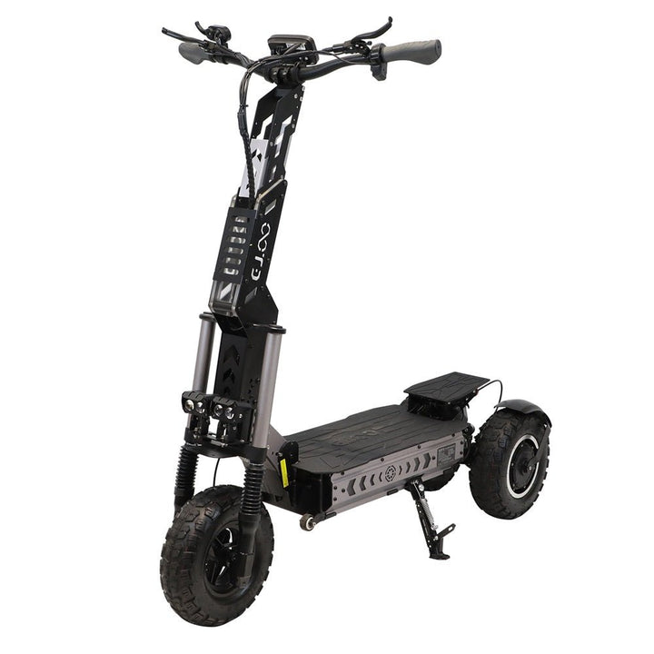 Trottinette électrique OOTD T30 vue de trois-quarts avant