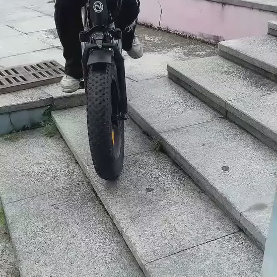 This Folding E-Bike Can Handle Almost Anything! VARUN S20-2 PRO 