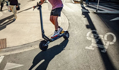 Punk Rebel Pro - Elsparkcykel - Wheelyshop