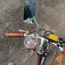Rétroviseur intelligent Classic Edition sur un vélo en extérieur
