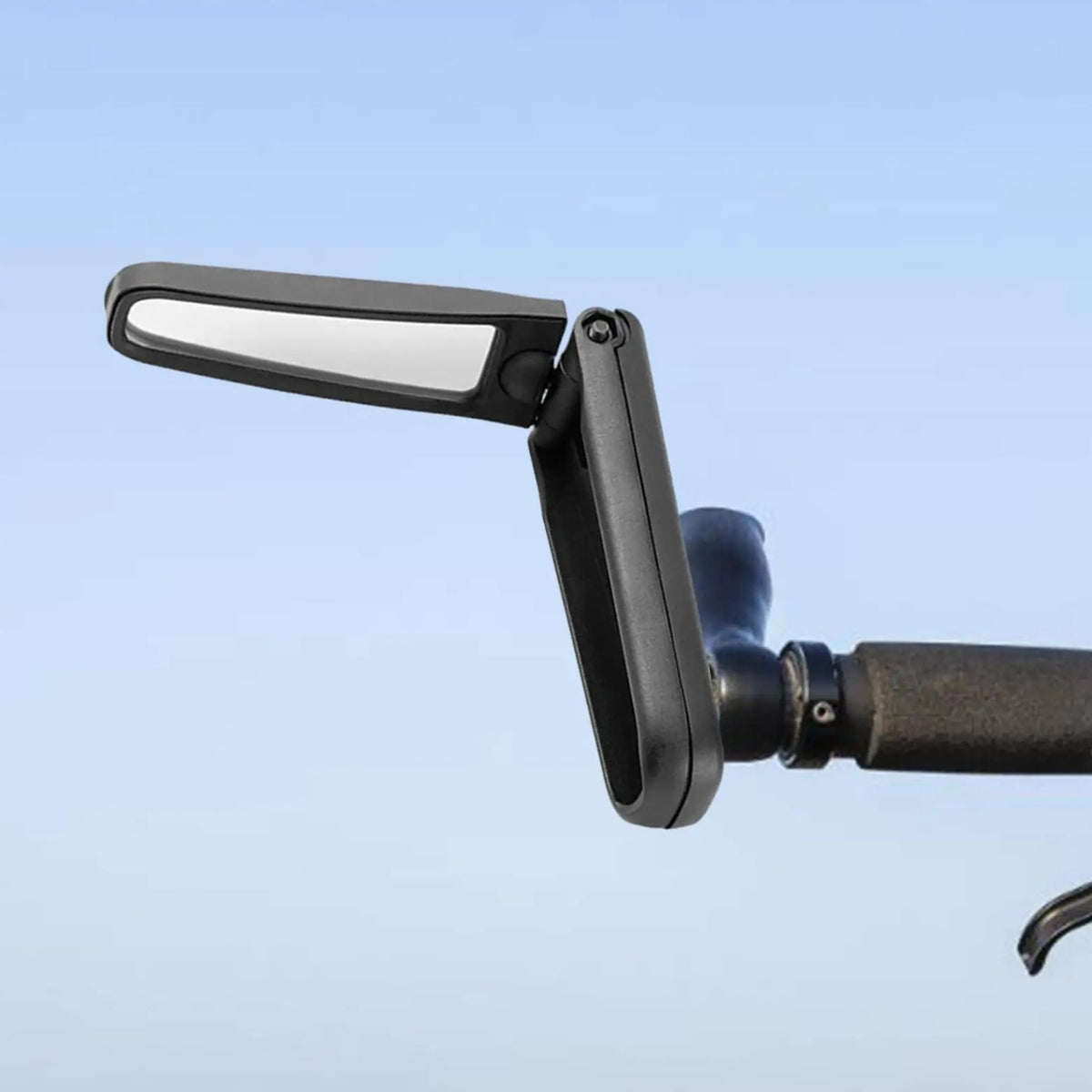 Rétroviseur pliable intelligent sur le vélo, vue de biais