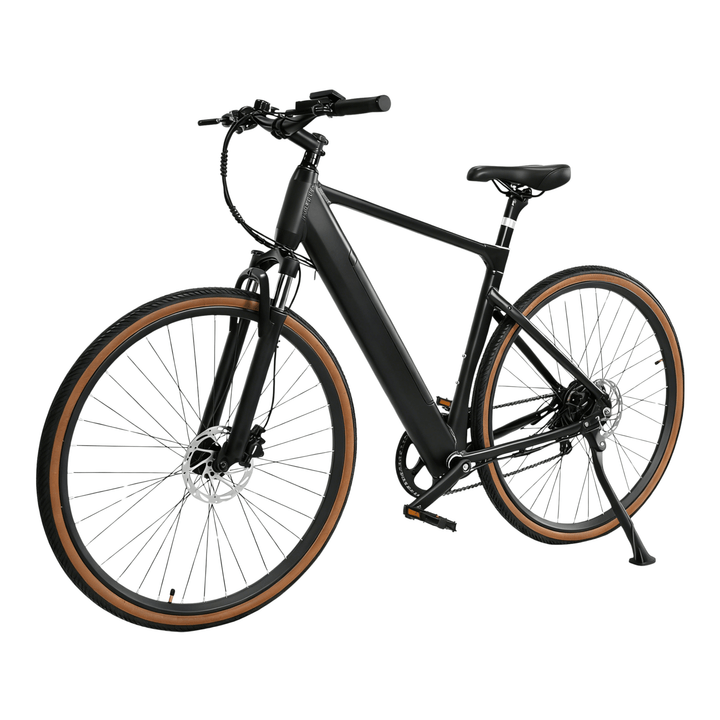 Vélo électrique YANGOR H700 vu de trois-quarts avant coloris noir